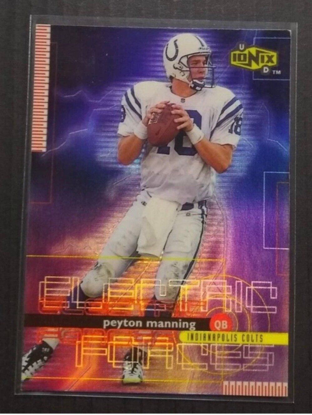 1999 UD Ionix Peyton Manning Electric Force #EF11 Football Card NM Upper Deck